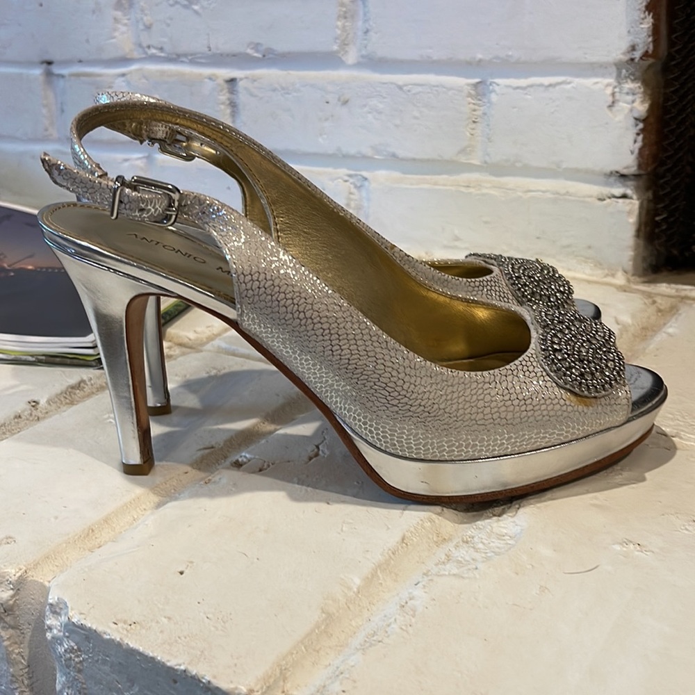 Antonio Melani heels